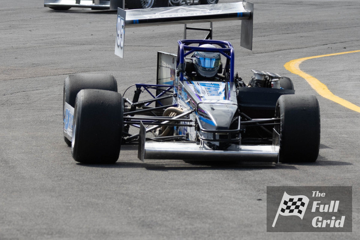 Dave Shullick Jr. — Car #95 — Supermodifieds — Photo 4