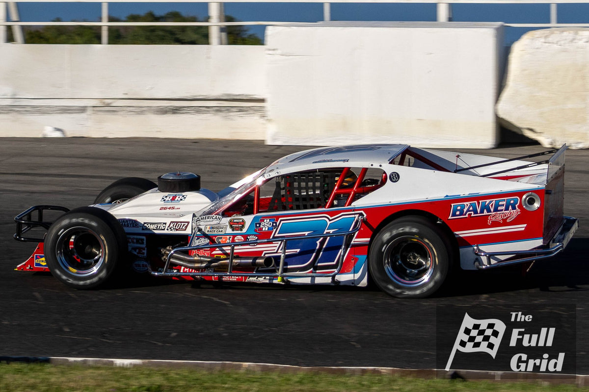 Michael Christopher Jr. — Car #31 — Whelen Modified — Photo 18