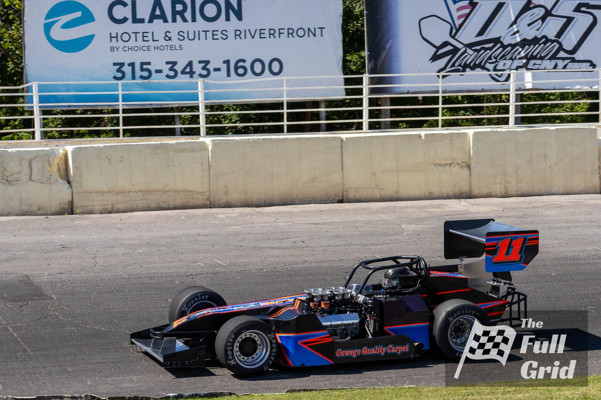 Aric Iosue — Car #11 — Supermodified — Photo 7