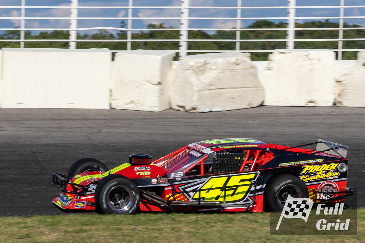 Paulie Hartwig III — Car #73 — Whelen Modified — Photo 4