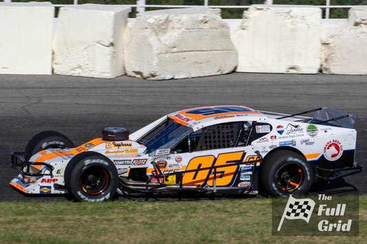 Teddy Hodgdon — Car #05 — Whelen Modified — Photo 9