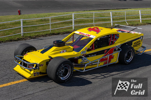 Tim Connolly — Car #4 — Whelen Modified — Photo 1