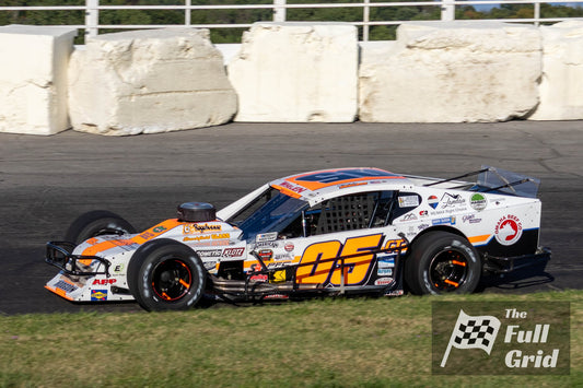 Teddy Hodgdon — Car #05 — Whelen Modified — Photo 10