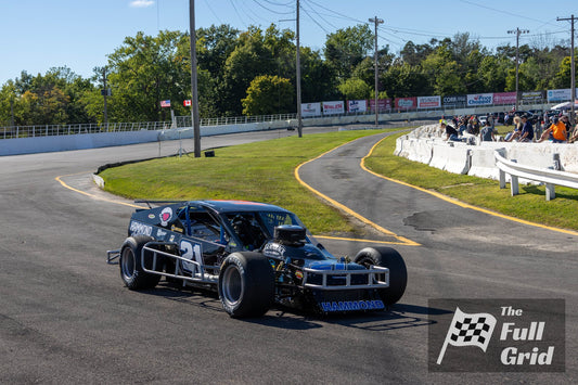 Dave Cliff — Car #21 — Sportsman Modified — Photo 4