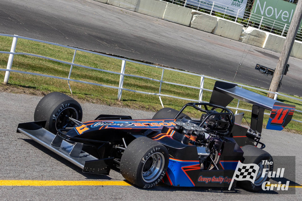 Aric Iosue — Car #11 — Supermodified — Photo 6