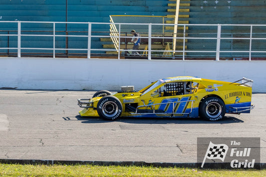 Jimmy Zacharias — Car #00 — Sportsman Modified — Photo 11
