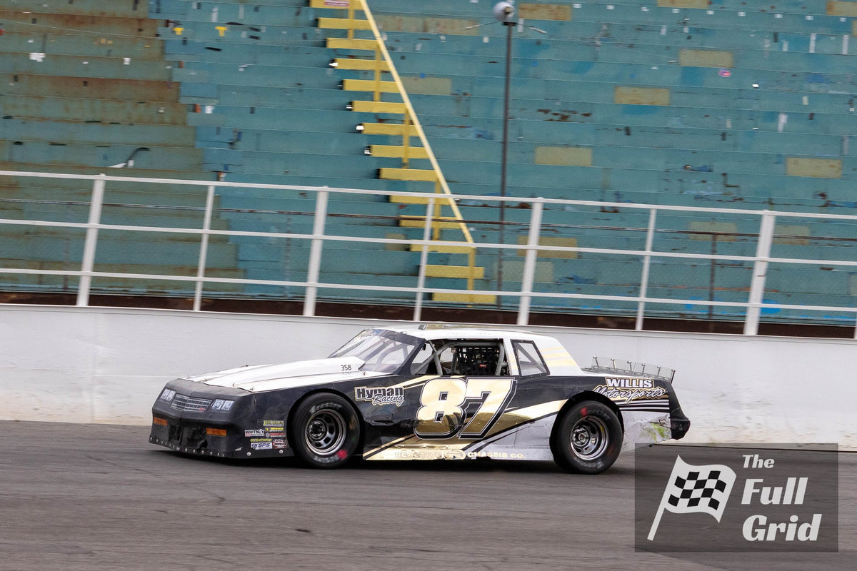 Mike Hyman — Car #87 — DLM Super Stock — Photo 5