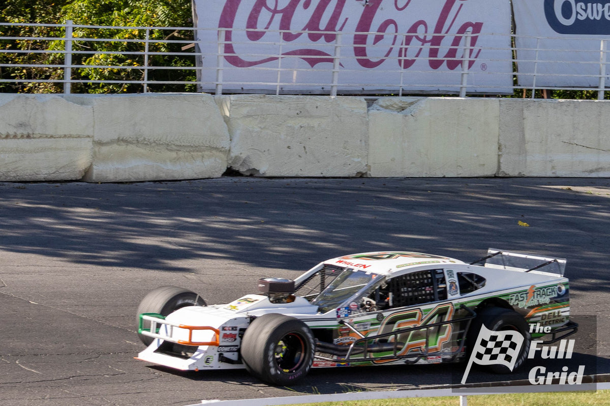Tommy Catalano — Car #54 — Whelen Modified — Photo 8