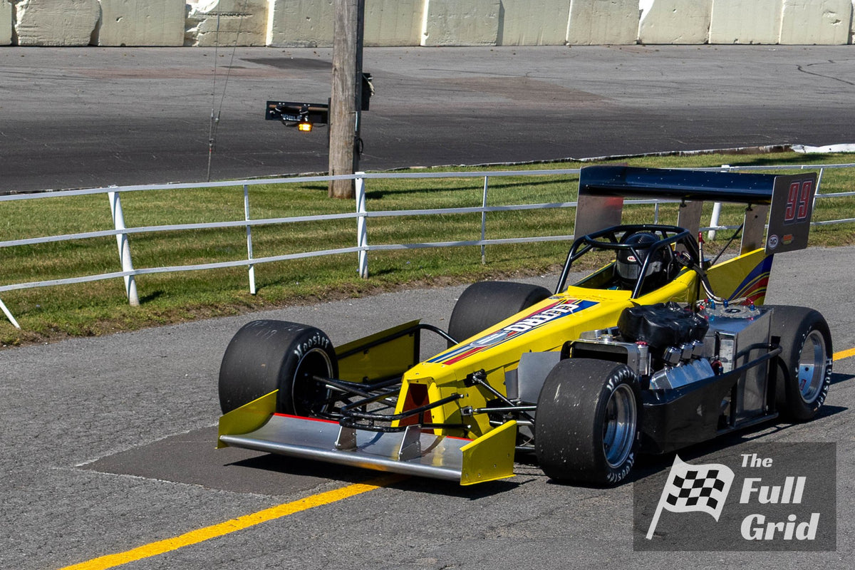 Dave Cliff — Car #99 — Supermodified — Photo 1