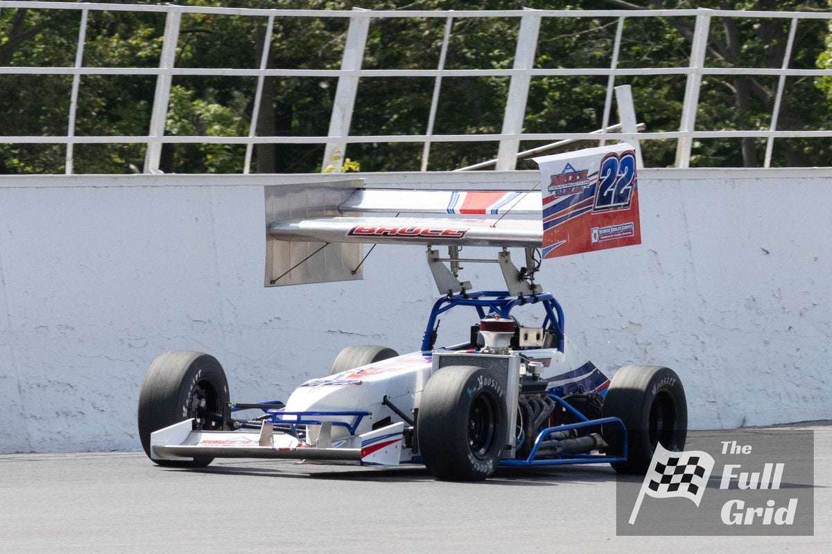 Mike Bruce — Car #22 — 350 Supers — Photo 1