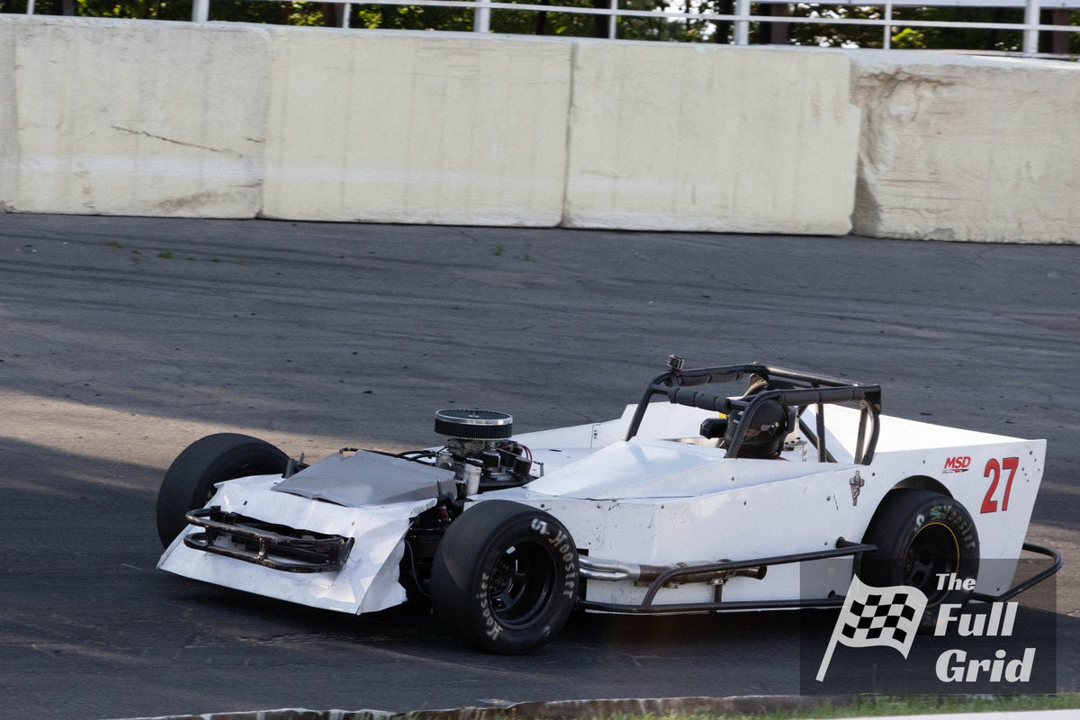 Steven Bradshaw — Car #27 — Small Block Supers — Photo 1