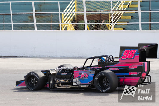 Tyler Thompson — Car #98 — Supermodifieds — Photo 4