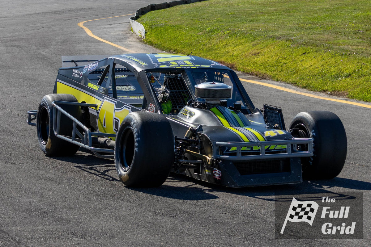 Timmy Lewis — Car #41 — Sportsman Modified — Photo 3