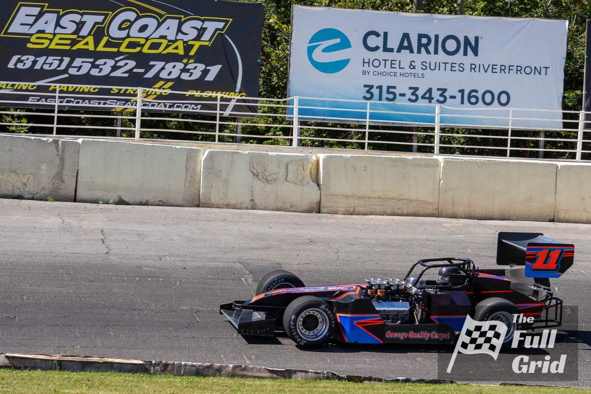 Aric Iosue — Car #11 — Supermodified — Photo 3
