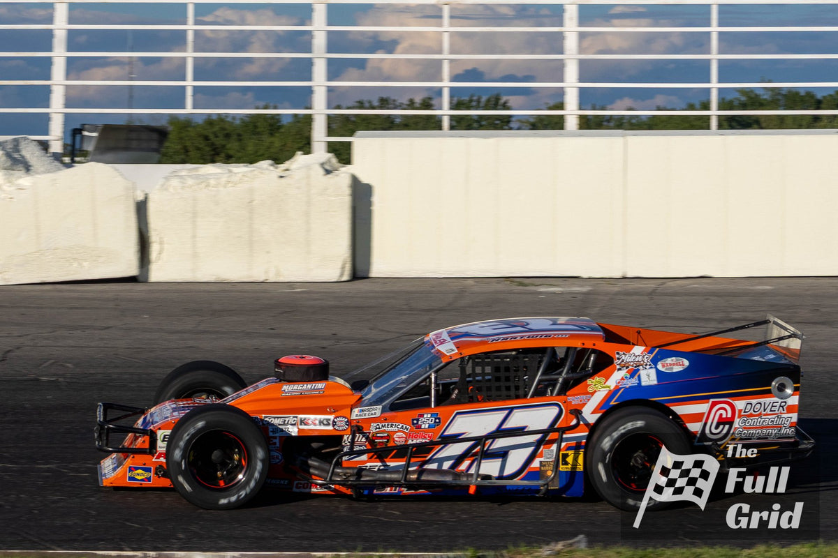 Tim Connolly — Car #4 — Whelen Modified — Photo 9