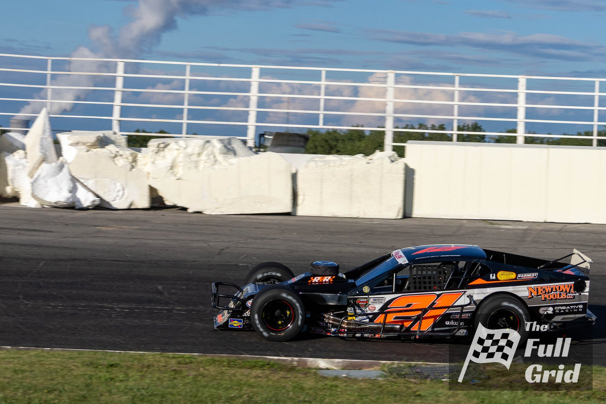 Tim Connolly — Car #4 — Whelen Modified — Photo 5