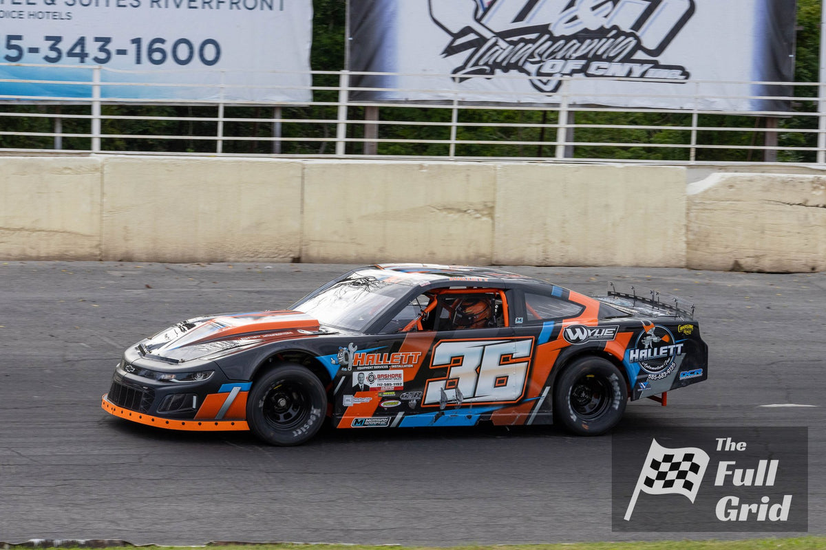 Brian Hallett — Car #36 — DLM Super Stock — Photo 2